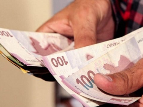Bu şəxslərin maaşı artdı