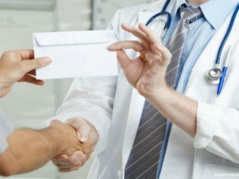 Dövlət xəstəxanalarında pullu xidmət rəsmiləşəcək? - Deputat AYDINLIQ GƏTİRDİ   