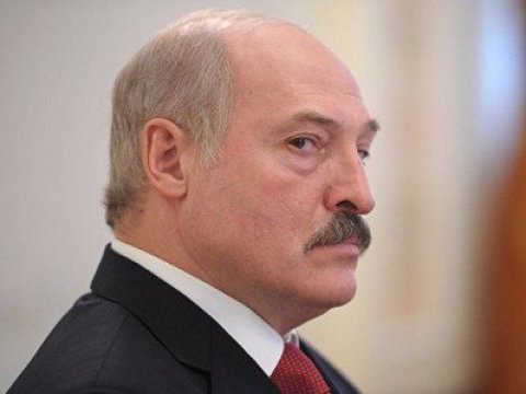 Lukaşenko: &ldquo;Bizi Azərbaycana silah satmaqda qınamaq lazım deyil&rdquo;