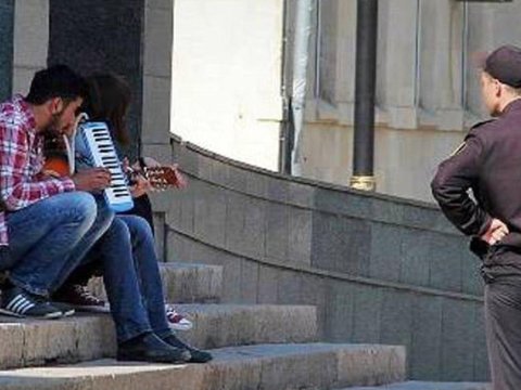 Bakının küçə musiqiçiləri: onlar sənətlə məşğuldurlar, yoxsa dilənçiliklə? - REPORTAJ
