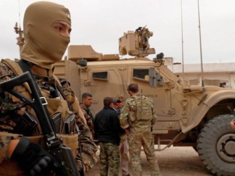 Amerika hərbi texnikasını Suriyadan &ccedil;ıxarır