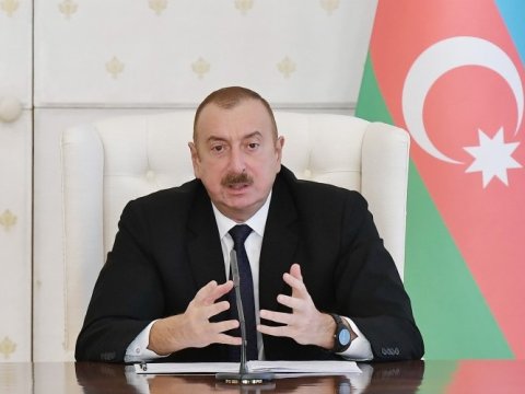 Prezident vergi və gömrükdəki islahatlardan DANIŞDI   