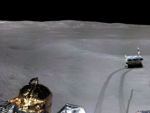 Ayın səthindən göndərilən yeni FOTO