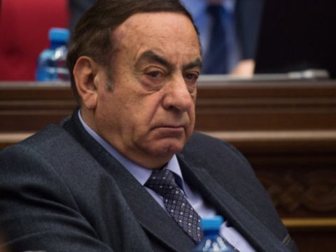 Ermənistan parlamentinin ilk iclasını deputat Həsənov açdı