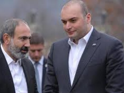 Paşinyan g&ouml;zlənilmədən G&uuml;rc&uuml;stana gəldi