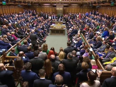 Böyük Britaniya hökuməti bu gün istefaya göndərilə bilər