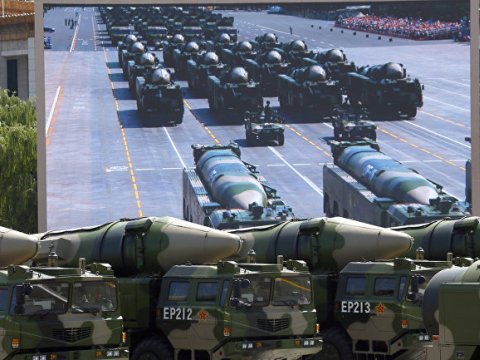 Nüvə müharibəsinə HAZIRLIQ - bu sığınacaq təyyarə ilə toqquşmaya tab gətirir