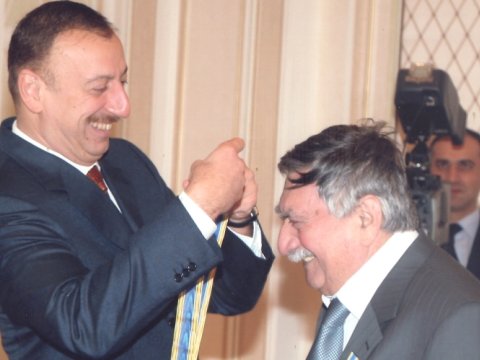 Qabilin oğlu: “Qoy bu məsələyə Yazıçılar Birliyi münasibət bildirsin!” - “Poet Qabil” QALMAQALI
