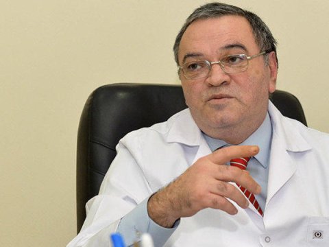 Baş onkoloq televizyalardan narazılıq etdi   