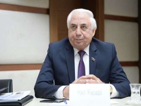 “Bəzi araqarışdıran saytlarda minimum əməkhaqqının artması pis mənada müzakirə edilir”