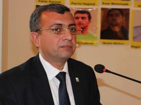 Müsavatda QALMAQAL - Yadigar Sadıqlı başqanlığa namizədliyini irəli sürür