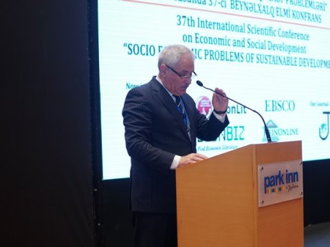 UNEC-in təşkilatçılığı ilə beynəlxalq elmi konfrans keçirilir - FOTOLAR