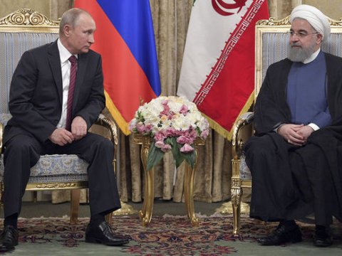 Putin-Ruhani g&ouml;r&uuml;ş&uuml;ndə insident: &ldquo;Tərc&uuml;mə yoxdu?&rdquo;