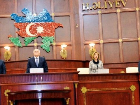 Bu gün minimum pensiyalarla bağlı artım sənədinə baxılacaq - İclasın GÜNDƏLİYİ