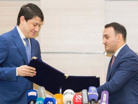 Xaricdə yaşayan azərbaycanlıların problemlərinin həlli ASANLAŞIR