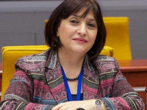 Deputat təhsil sistemi ilə bağlı öhdəliklərdən DANIŞDI   