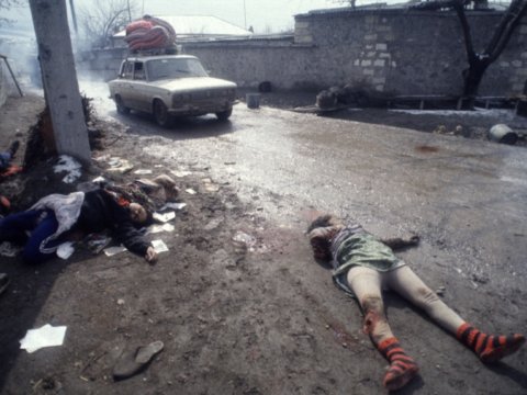 Bir şəklin tarixçəsi - Rusiyalı xanım jurnalisti Xocalıda şoka salan MƏNZƏRƏ   