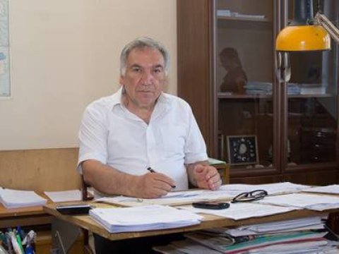 Ermənistanda meriya iş&ccedil;isi r&uuml;şvət &uuml;st&uuml;ndə saxlanıldı