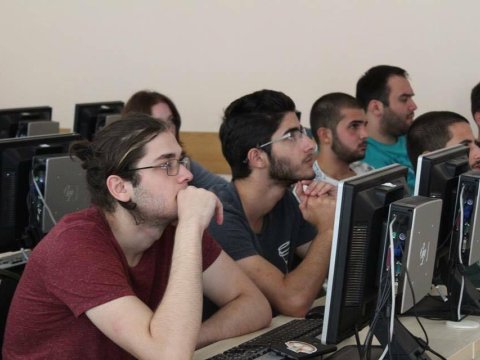 250 Azərbaycan vətəndaşının oxuduğu Universitet bağlandı