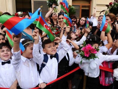 Bu gündən I sinfə şagird qəbulu başlanır - VİDEOTƏLİMAT