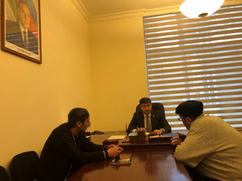 Deputat şikayətləri dinlədi