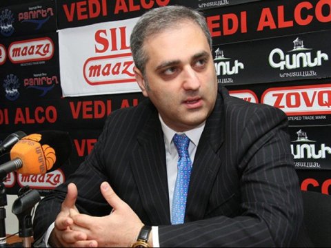 &ldquo;Paşinyan Qarabağ məsələsində &ccedil;ox ciddi səhvlərə yol verir&rdquo; &ndash; Erməni politoloq