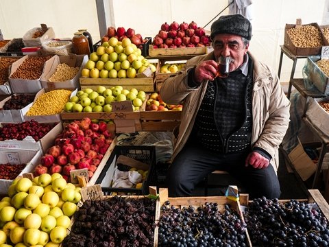 Bayram bazarlığı bizə neçəyə başa gələcək? - Yarmarka qiymətlərindən FOTOREPORTAJ   