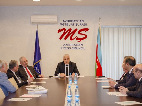Rəsmi qurumlar Mətbuat Şurasının “qara siyahı”sındakı nəşrləri boykot edə bilər