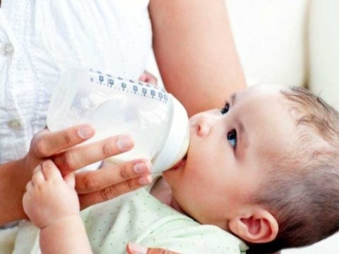 Yeni doğulan uşaqlara g&ouml;rə 200 manat veriləcək