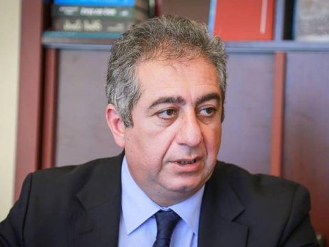 Qırğız baş nazirin müşaviri olmuş azərbaycanlı - Məşhur universitetin professoru