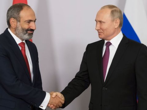 Paşinyan İlham ƏIiyevlə danışıqları haqda Putini məlumatlandırdı