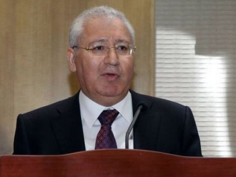 Prezident Heydər Əsədovu rektor təyin etdi - DOSYE   
