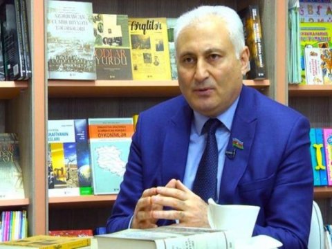 “Hazırkı operativ oxucu tələbatını nəzərə almağa məcburuq” - “Yeni Azərbaycan”ın baş redaktoru