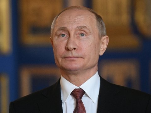 Rusiyada Putinin n&uuml;fuzu s&uuml;rətlə azalır - SORĞU