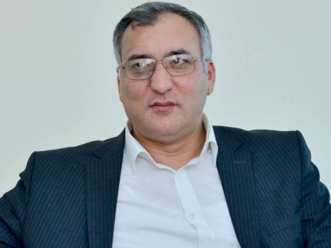 Bizimkilər - Şərif Ağayar: “Başqa şansım yox idi, yazmaq məni xilas elədi” - MÜSAHİBƏ 