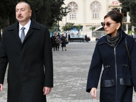 İlham Əliyev: “Maaşlar və pensiyalar bundan sonra da qaldırılacaq” - Prezidentin sakinlərlə SÖHBƏTİ