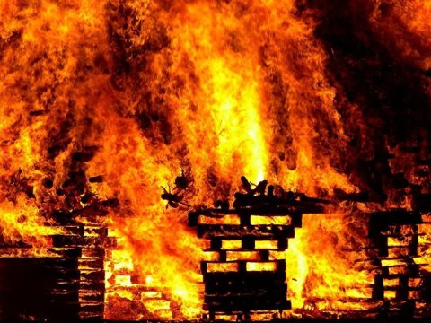 Kürdəmirdə YANĞIN:  5 nəfər yaralandı