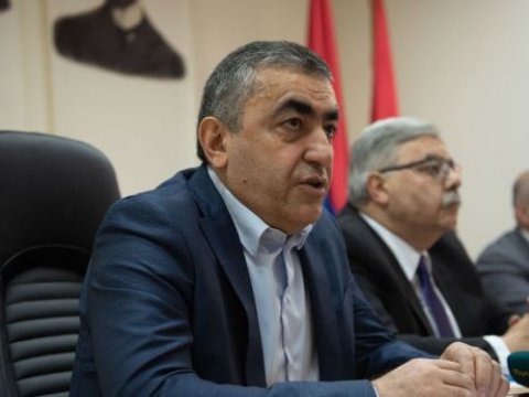 Daşnaklar Paşinyanın istefasını istəyir