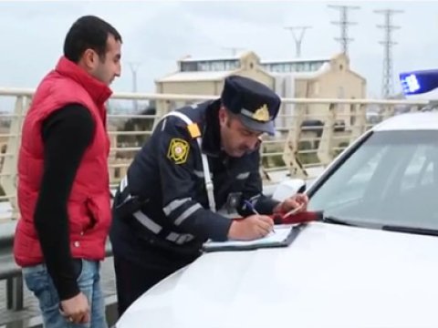 Bu gündən avtomobillərdə pərdədən istifadəyə icazə verilir