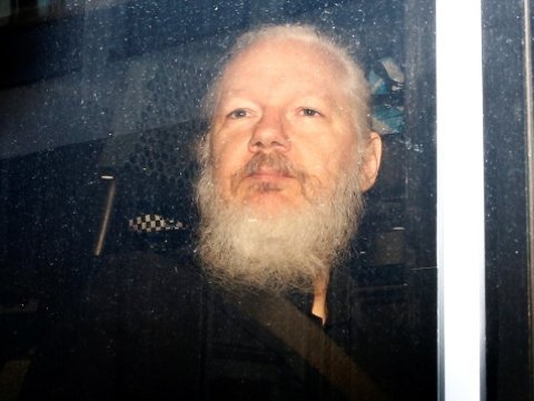 “Wikileaks”in yaradıcısına hökm oxundu