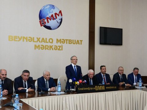 “Mətbuat azadlığı: bəşəri mahiyyət və Azərbaycan reallıqları” müzakirə olundu  