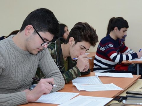 Başqalarının yerinə qəbul imtahanı vermək istəyənlər ifşa olundu - RƏSMİ