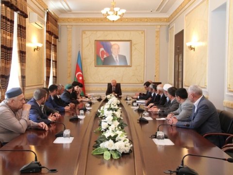 Azərbaycanda 940 dini qurum qeydiyyatdan keçdi