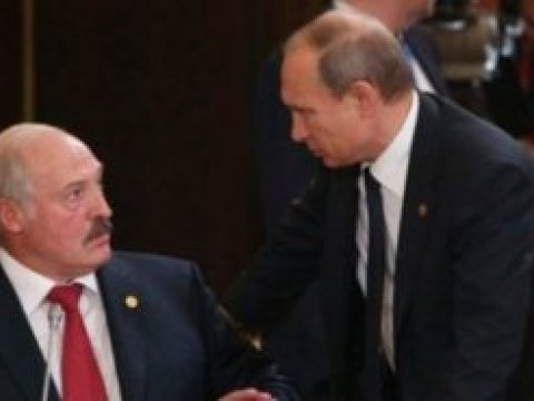 Lukaşenko: “Putin məni Moskvaya dəvət etmədi...”