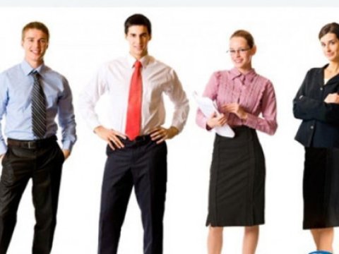 Azərbaycanda qadın və kişilərin sayı bərabərləşib