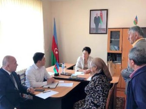 Elmira Axundova seçiciləri ilə növbəti görüşünü keçirib