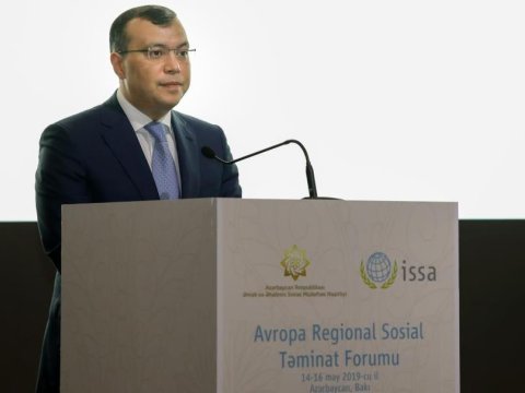 Nazir: “Minimum pensiyalar 40 faiz, sosial müavinət və təqaüdlər 100 faiz artırılıb”  