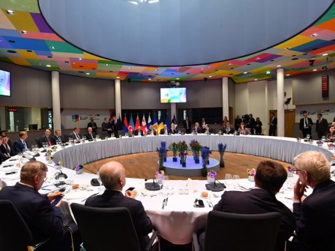 Ərazi bütövlüyü vurğulanmayan bəyannamə - Azərbaycanın imtinası nəyə təsir edəcək?