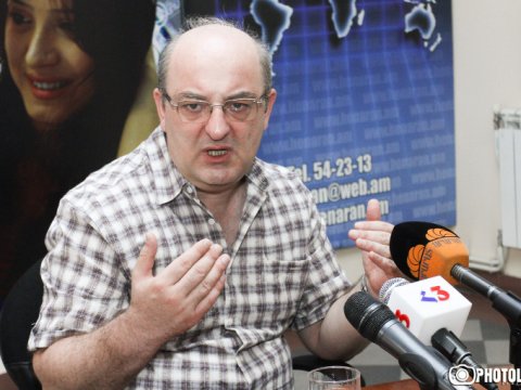“Rusiya Paşinyanı sədaqət andı içməyə məcbur edir” – Erməni EKSPERT
