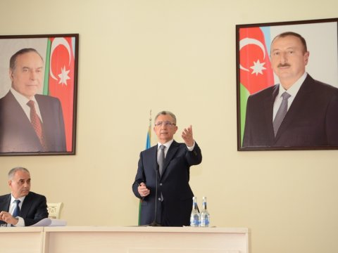 Eldar Əzizov: “Bu problem on illiklərdən bəri yığılıb qalıb”  